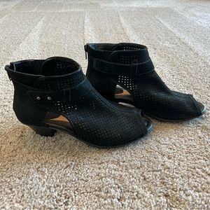 Earth Peeptoe Leather Booties